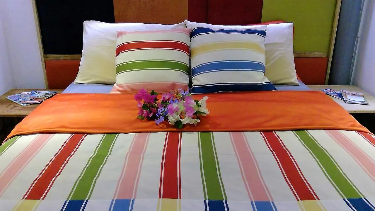 וילמסטאד Casa Mango Lodge בקתה